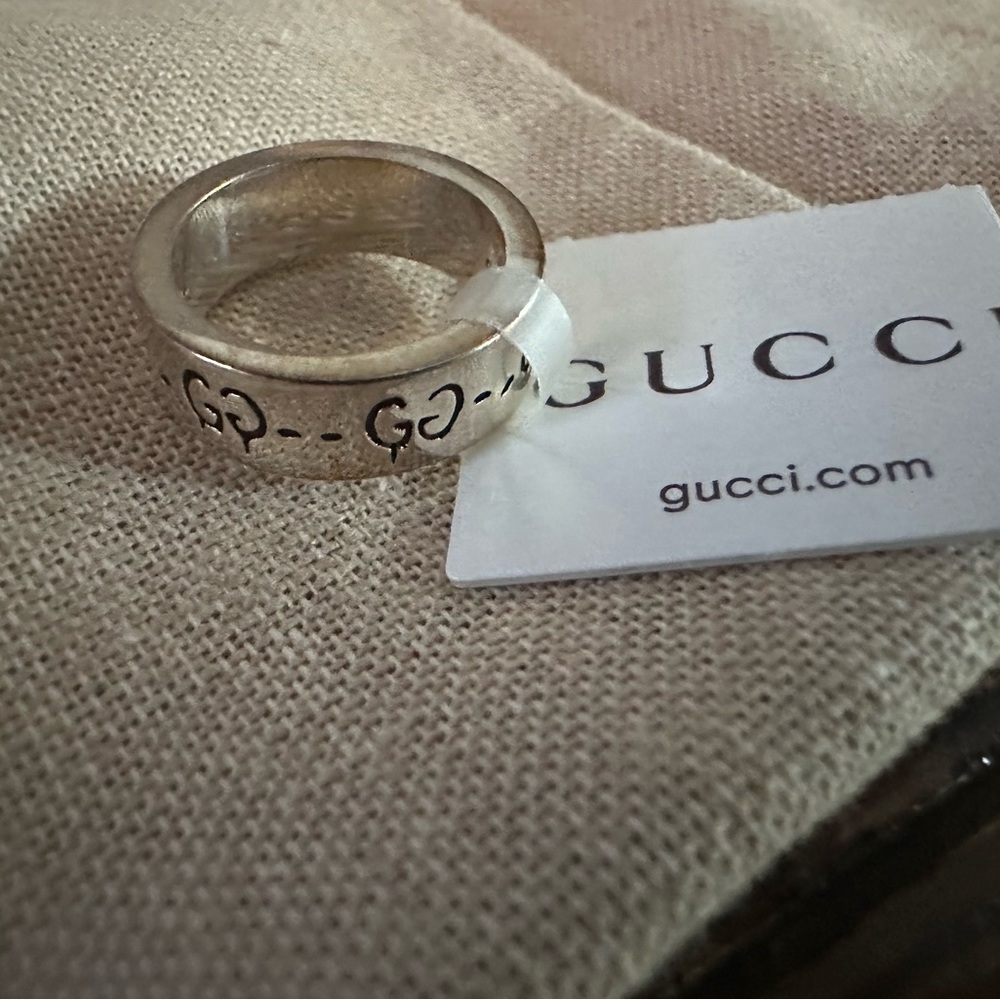 NIB with Original Packaging and Certification | GUCCI Ghost Ring Silver 6mm